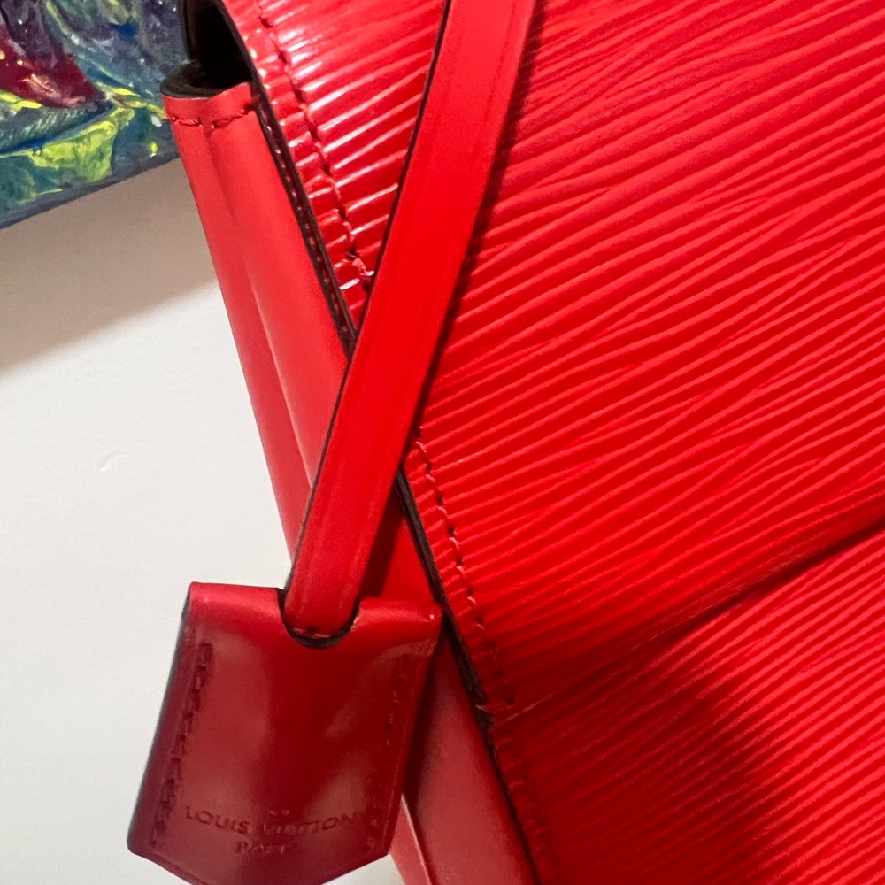 Louis Vuitton Red Epi Leather Cluny medium Top-Handle bag - Picture 4 of 4